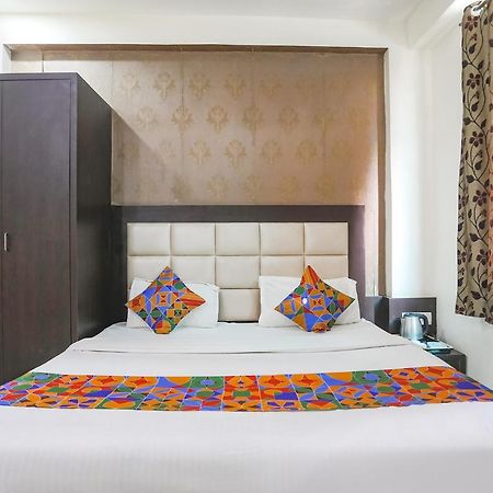 Fabhotel Heritage Villa Kanpur Bagian luar foto