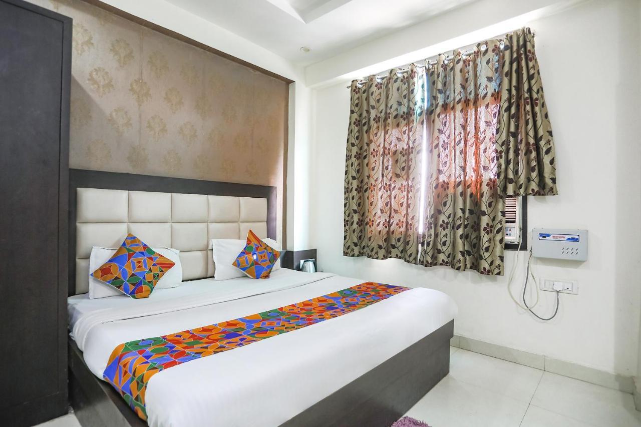 Fabhotel Heritage Villa Kanpur Bagian luar foto