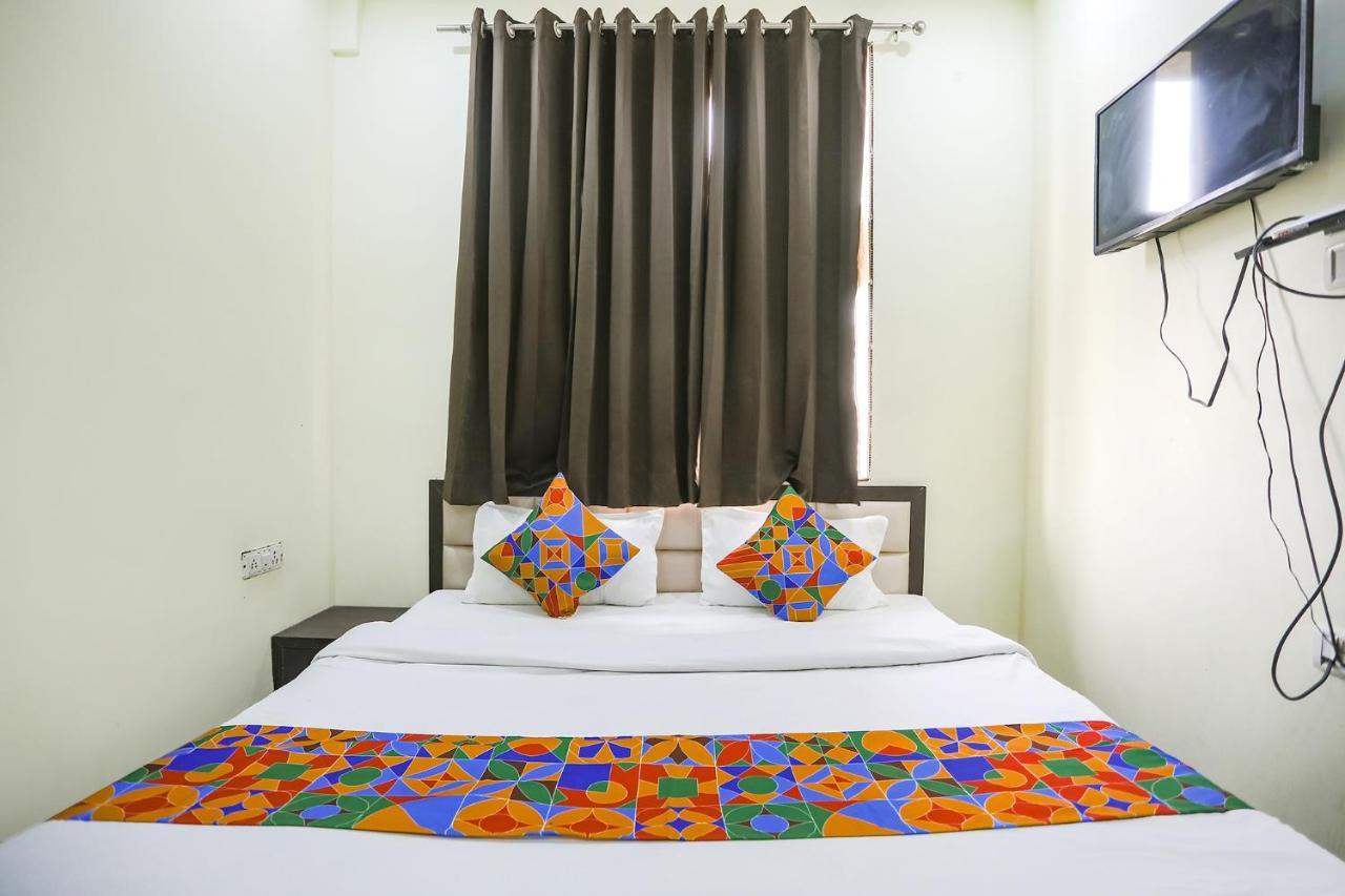 Fabhotel Heritage Villa Kanpur Bagian luar foto