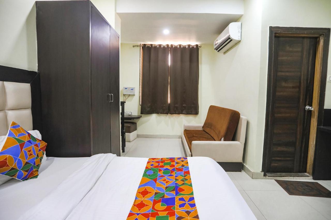Fabhotel Heritage Villa Kanpur Bagian luar foto