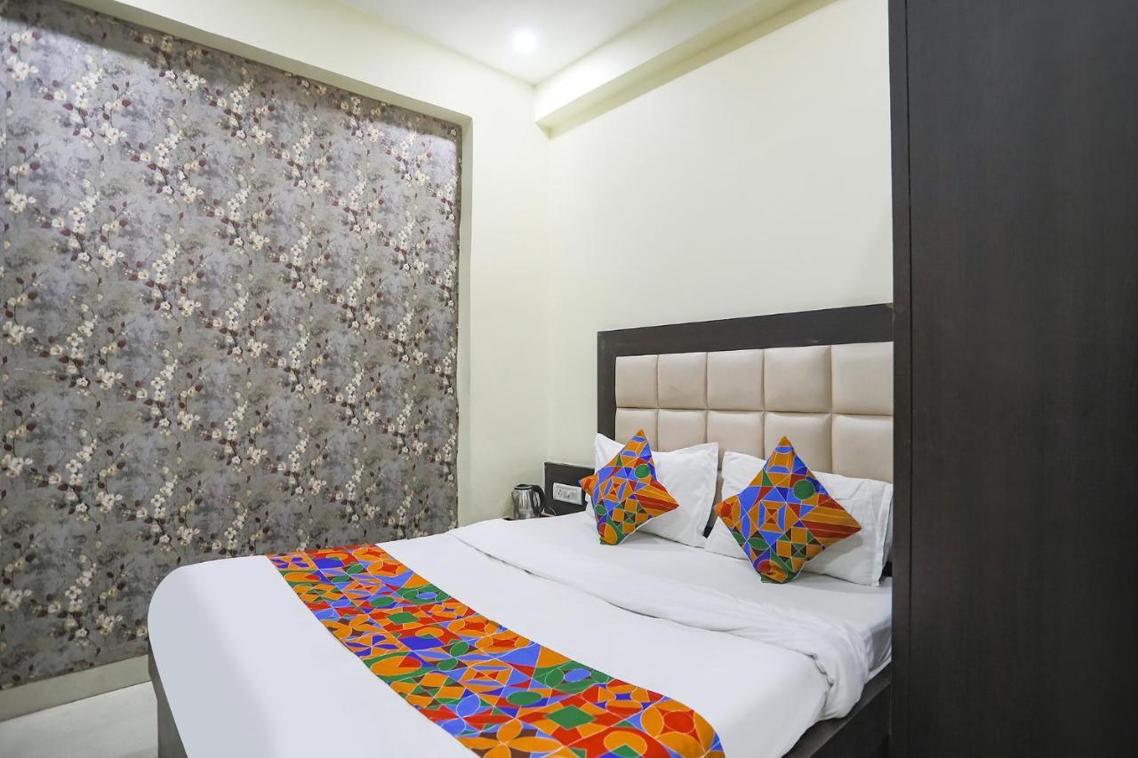 Fabhotel Heritage Villa Kanpur Bagian luar foto